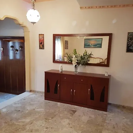 아파트 Marias House
